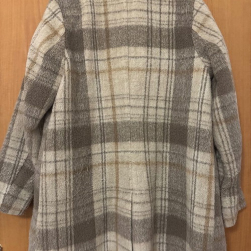 H&M coat used, gray and beige, size M