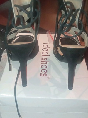 IDEAL CASTOR SANDALS