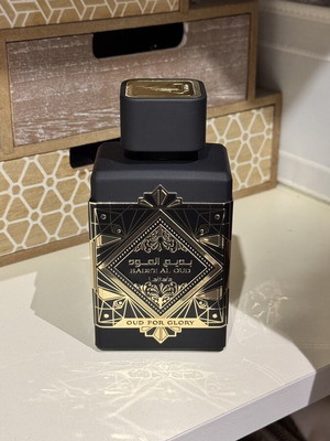 Lattafa Oud for Glory 100ml new, authentic Eau de Parfum