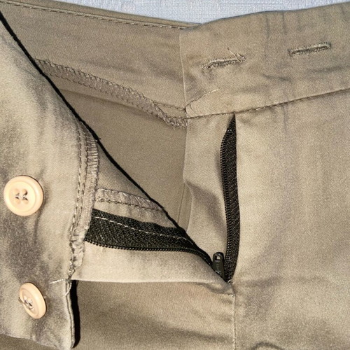 Women's tight khaki shorts like new, size L