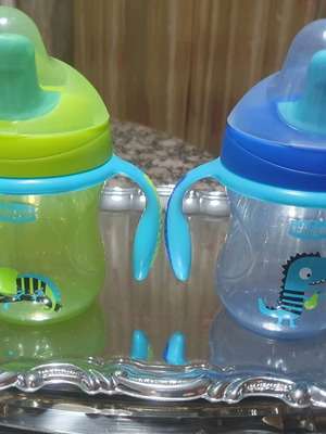 Σετ παιδικά ποτήρια Chicco με χερούλια, πράσινο και μπλε
