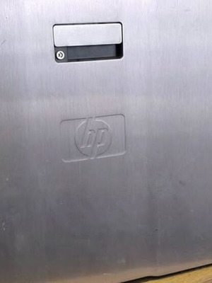 Hp Server Z600 μεταχειρισμένος χωρίς δίσκους με 6GB RAM
