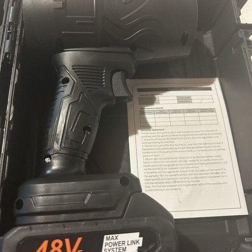 Garden Leaf Vacuum with Battery new