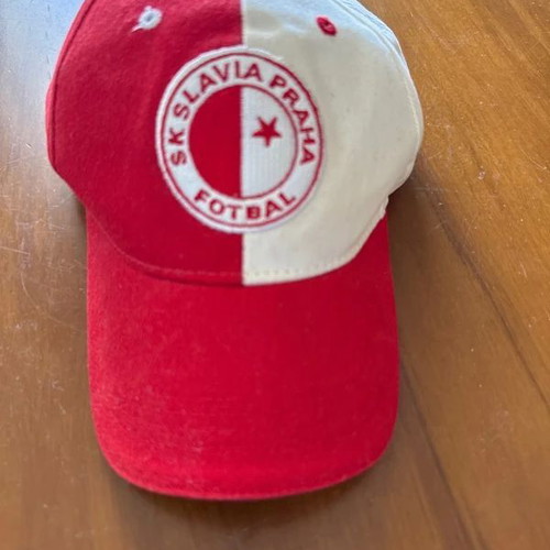 Retro Slavia Prague Hat like new, authentic