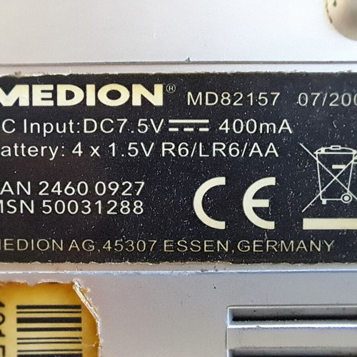 Medion MD 82157 radio used, battery powered with digital tuner and alarm clock