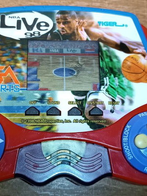 NBA Console 1998 non-working collectible piece without cover