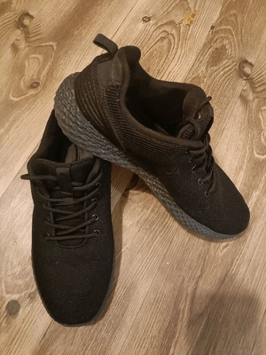 Мъжки спортни обувки Champion употребявани, номер 44, черни