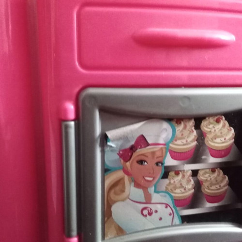 Barbie oven used