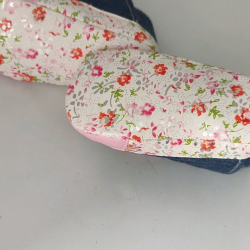 Baby cuddle shoes