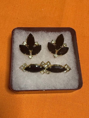 Jewelry set earrings and brooch with black stones and rhinestones new