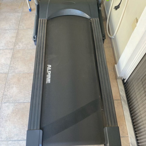 Alpine Corina E-725 treadmill used with wear