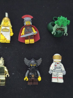 Lego колекционерски минифигурки като нови