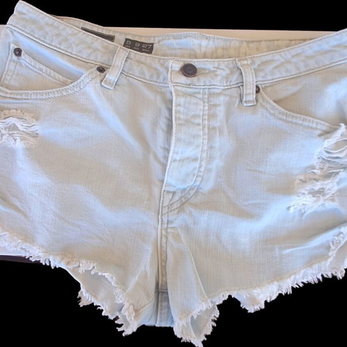 Volcom Women's Denim Shorts Like New with Front Rips