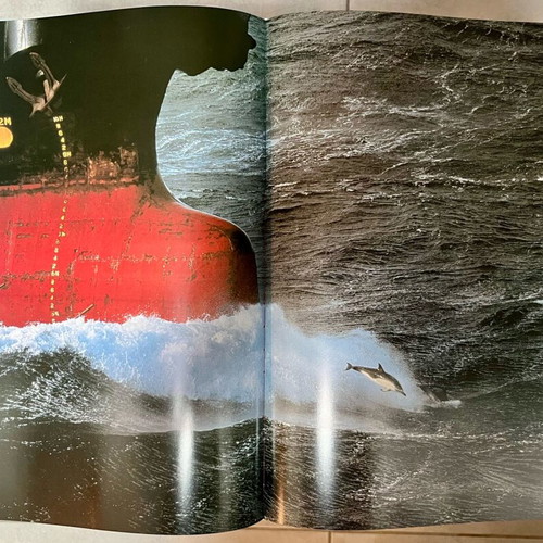 The Sea album by Philip Plisson like new, Thames & Hudson