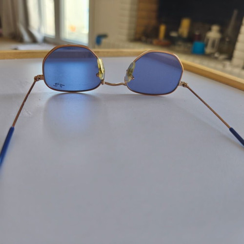 Rayban sunglasses mirror like new, blue and gold frame