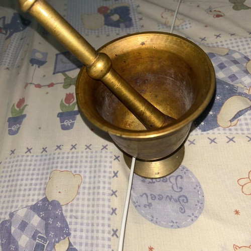 Γουδί μπρούτζινο μεταχειρισμένο, μεσαίο μέγεθος, αντίκα
