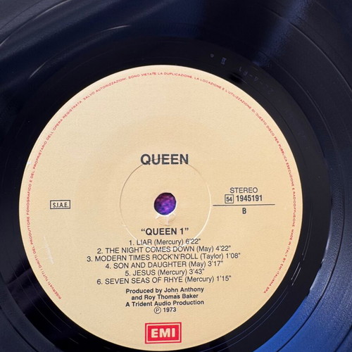 Queen Queen LP used, rock genre