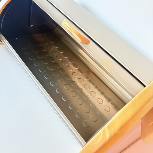 Brabantia bread box like new, dimensions 46x26 cm