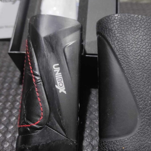 Oxva Unibox Mod 80W black metal with silicone case and leather