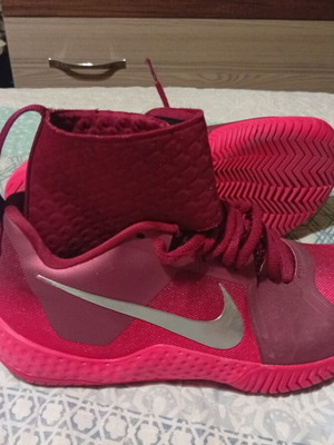 Nike Court Zoom Flare women's tennis shoes like new