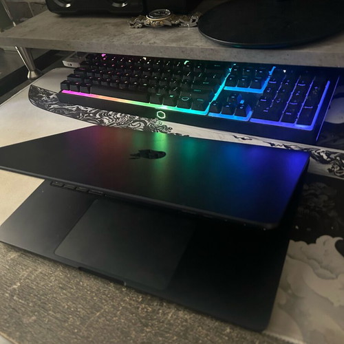 MacBook M4 16GB/500GB brand new
