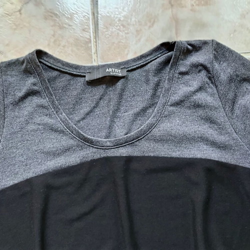 Artist long-sleeve blouse new, loose fit, narrow sleeves, size M