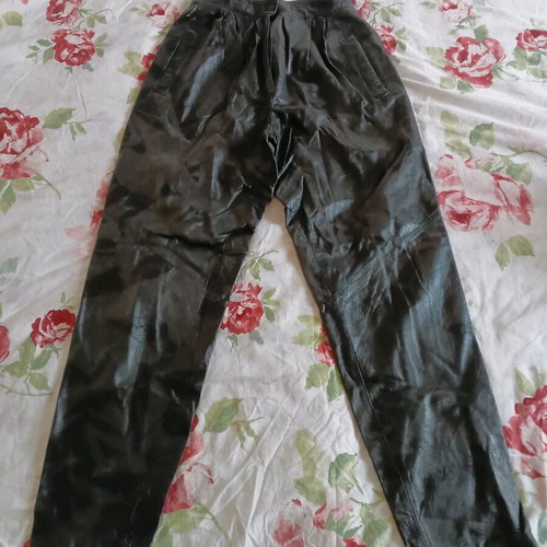 Leather pants used, size M 38, black