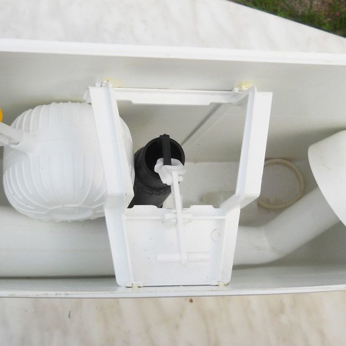 Paloma Lamaplast toilet cistern white new 10lt wall-mounted