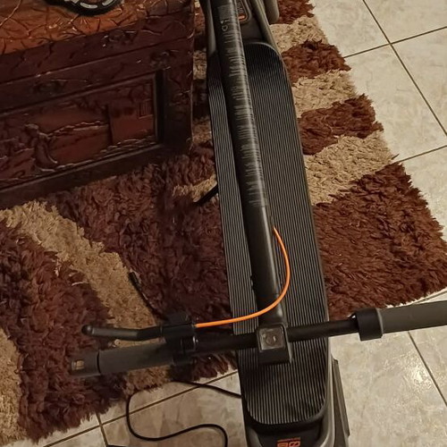Xiaomi Scooter 6 like new with lock and charger