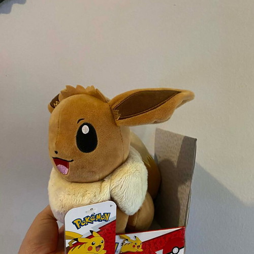 Eevee Pokémon Plush Bear New