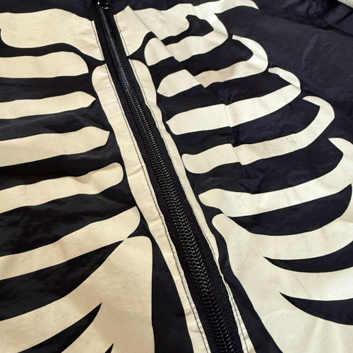 Zara kids skeleton costume that glows, like new, ages 11-14