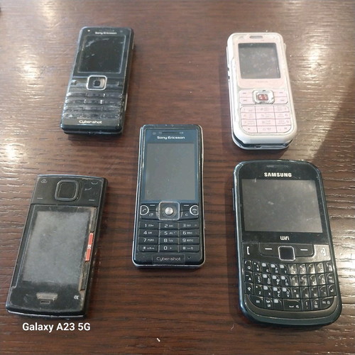 Cell phones used, pack of 5, Sony Ericsson, Nokia, Samsung