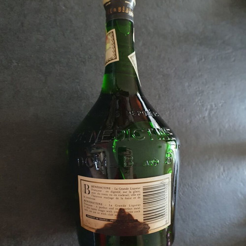 Benedictine liqueur vintage 1980 sealed like new