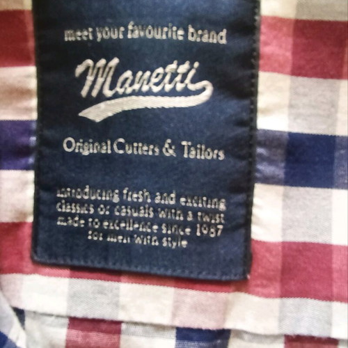 Manetti L slim shirt like new, blue and red
