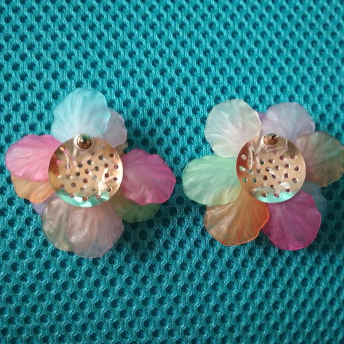 Earrings new in beautiful summer colors