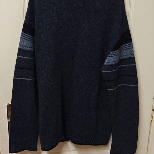 Wool cardigan used, black and gray, size L