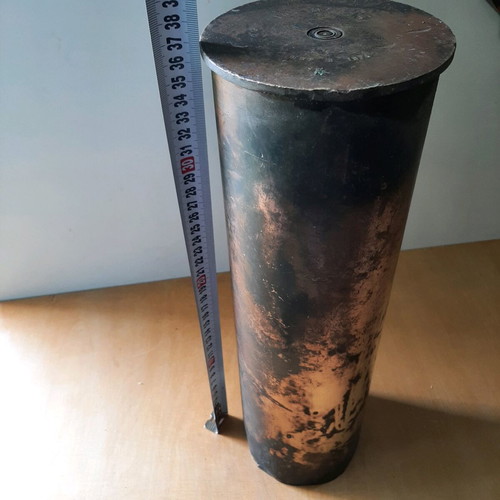 Large collectible 105 mm artillery shell casing from 1974 used