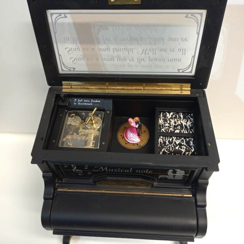 Decorative piano music box used from the 1970s with jewelry storage