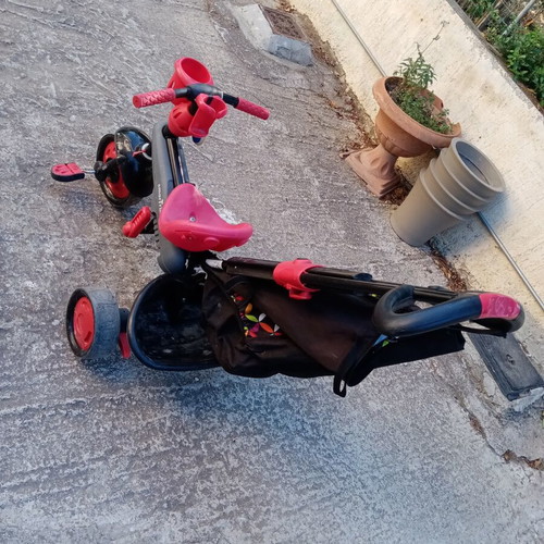 SmarTrike tricycle bike used, red with parent handle