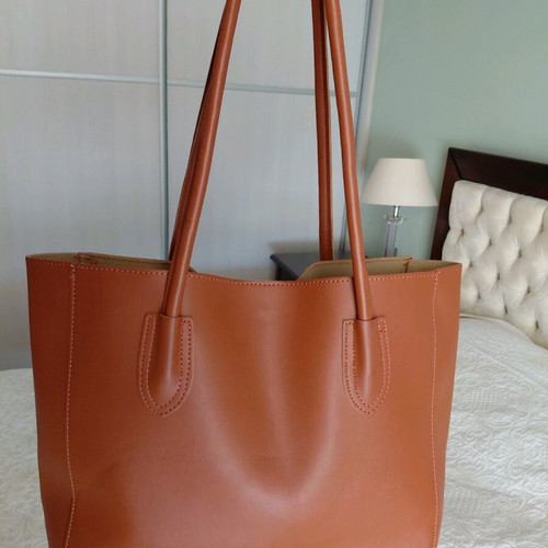 Tote shoulder bag like new, brown tan