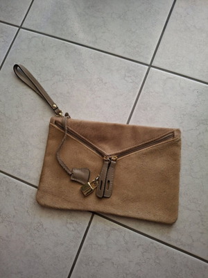 Γυναικεία τσάντα φάκελος μεταχειρισμένη, δερμάτινη τύπου πόνυ, μπεζ