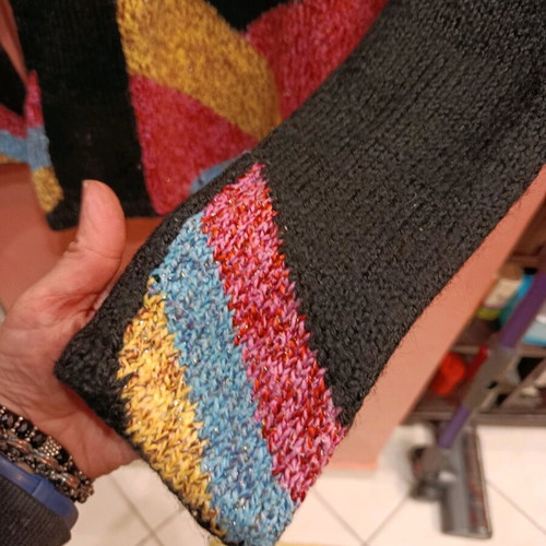 Handmade knitted sweater like new, black multicolor size M