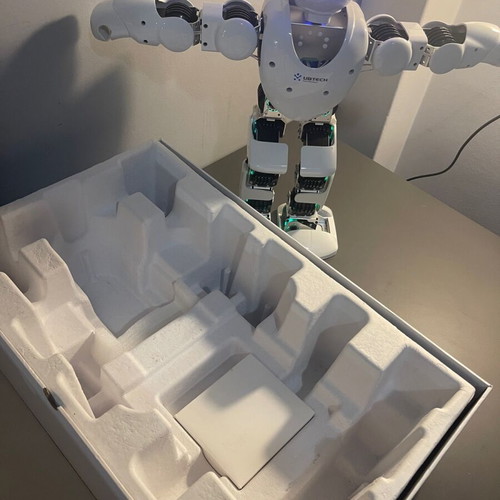 Ubtech Humanoid Robot Alpha Series 1S like new STEM toy