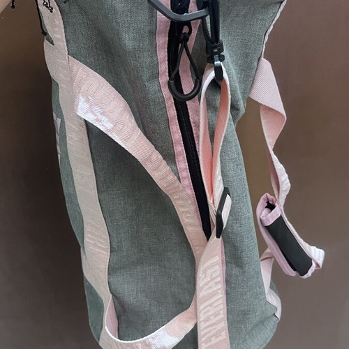 Everlast gym barrel bag