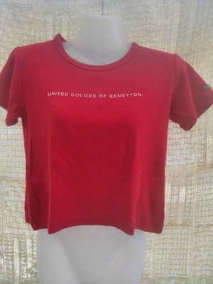 Benetton κόκκινο μπλουζάκι, μέγεθος S