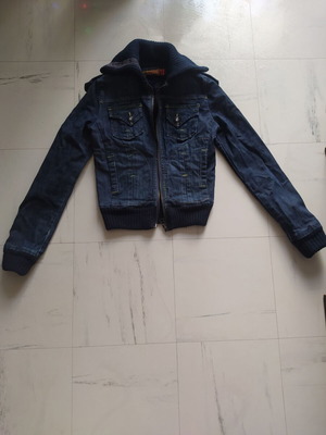 Denim jacket like new, blue