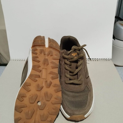 Level Anatomic leather sneakers khaki animal print size 37 like new