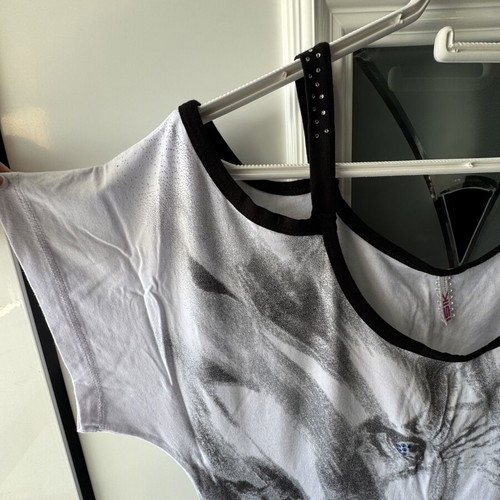 Women's blouse like new, size L, black and white