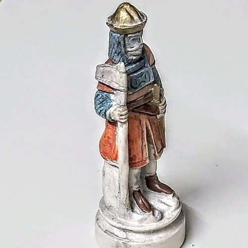 DeAgostini Camelot Series figure used, ceramic