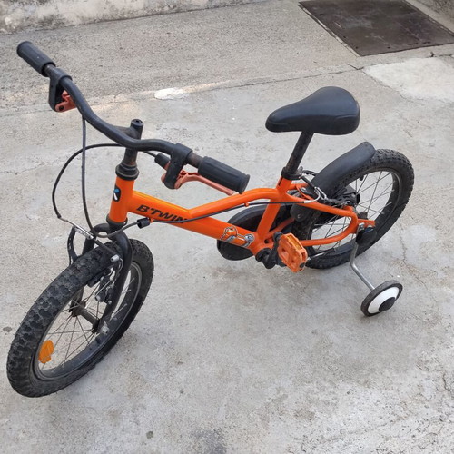 Btwin Robot 500 14" kids bike with training wheels